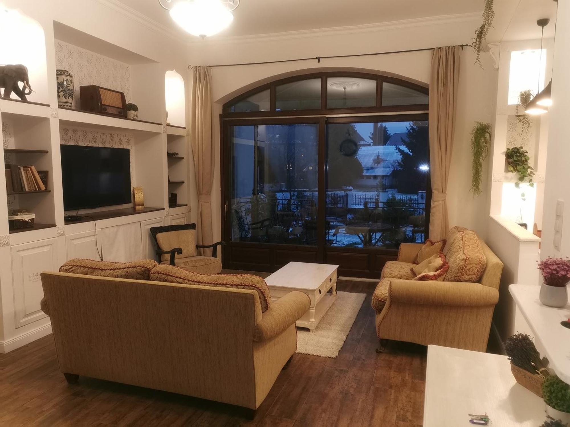 Kuria Apartman With Private Jacuzzi And Pool Budapest Esterno foto