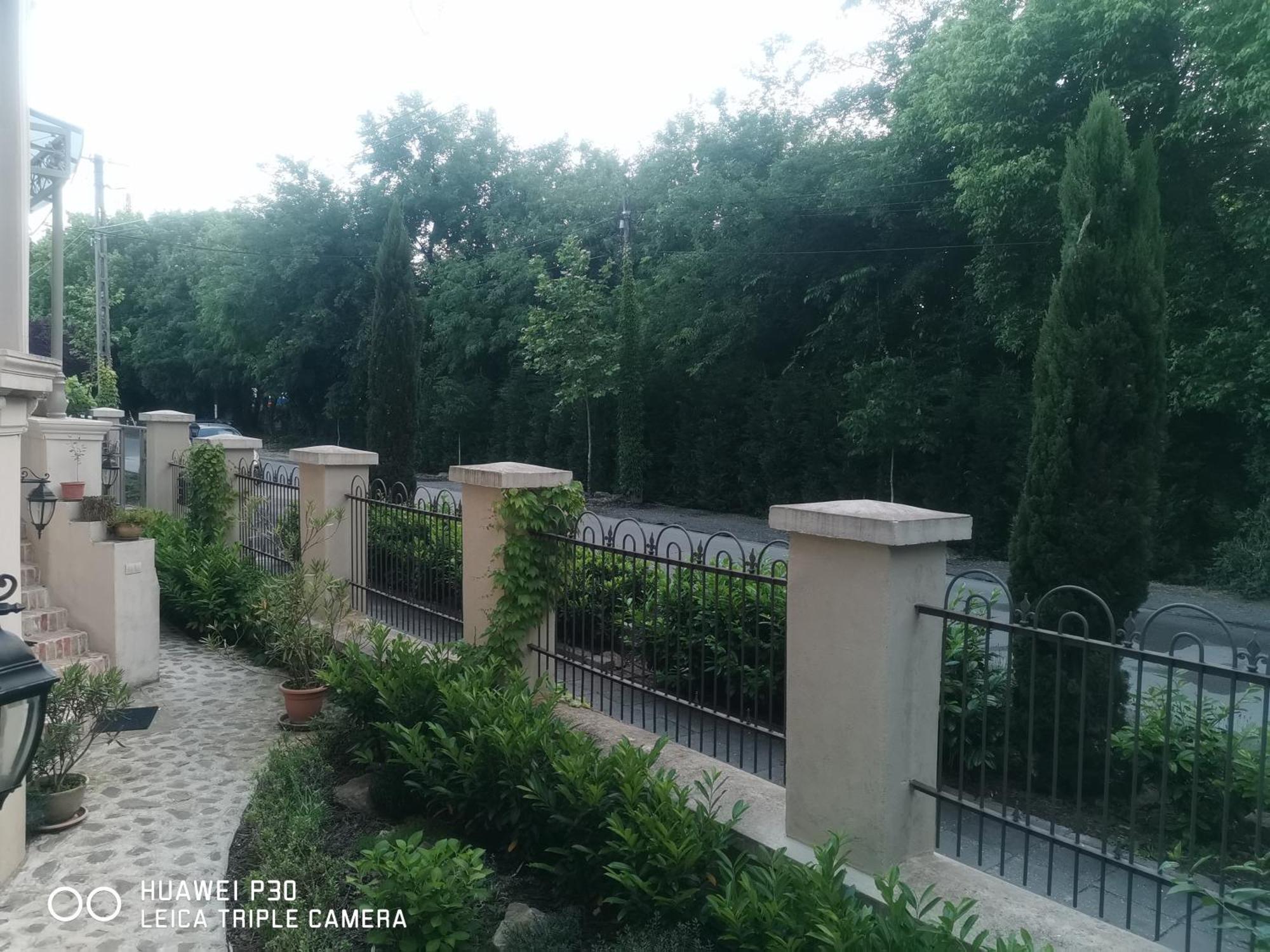 Kuria Apartman With Private Jacuzzi And Pool Budapest Esterno foto