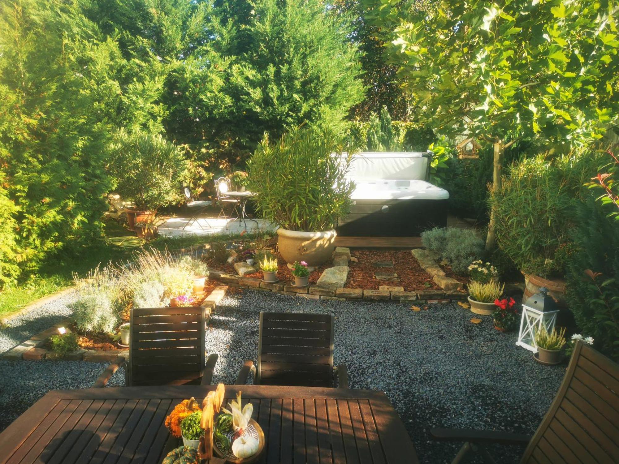Kuria Apartman With Private Jacuzzi And Pool Budapest Esterno foto